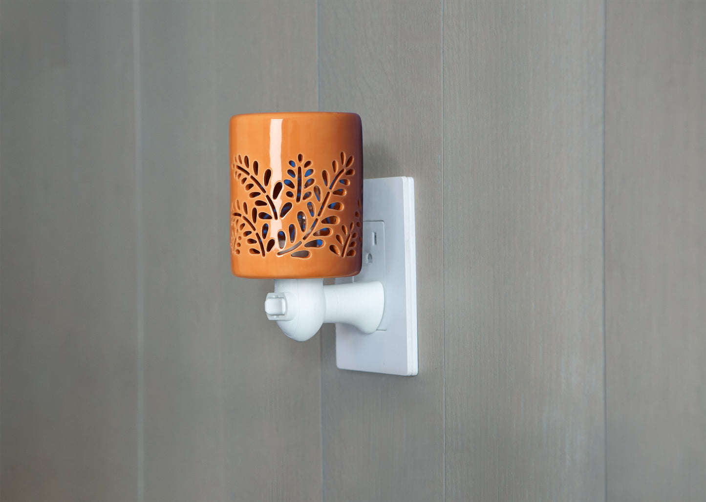 Terracota Plug-in Oil Warmer + 5mL Lavender Oil