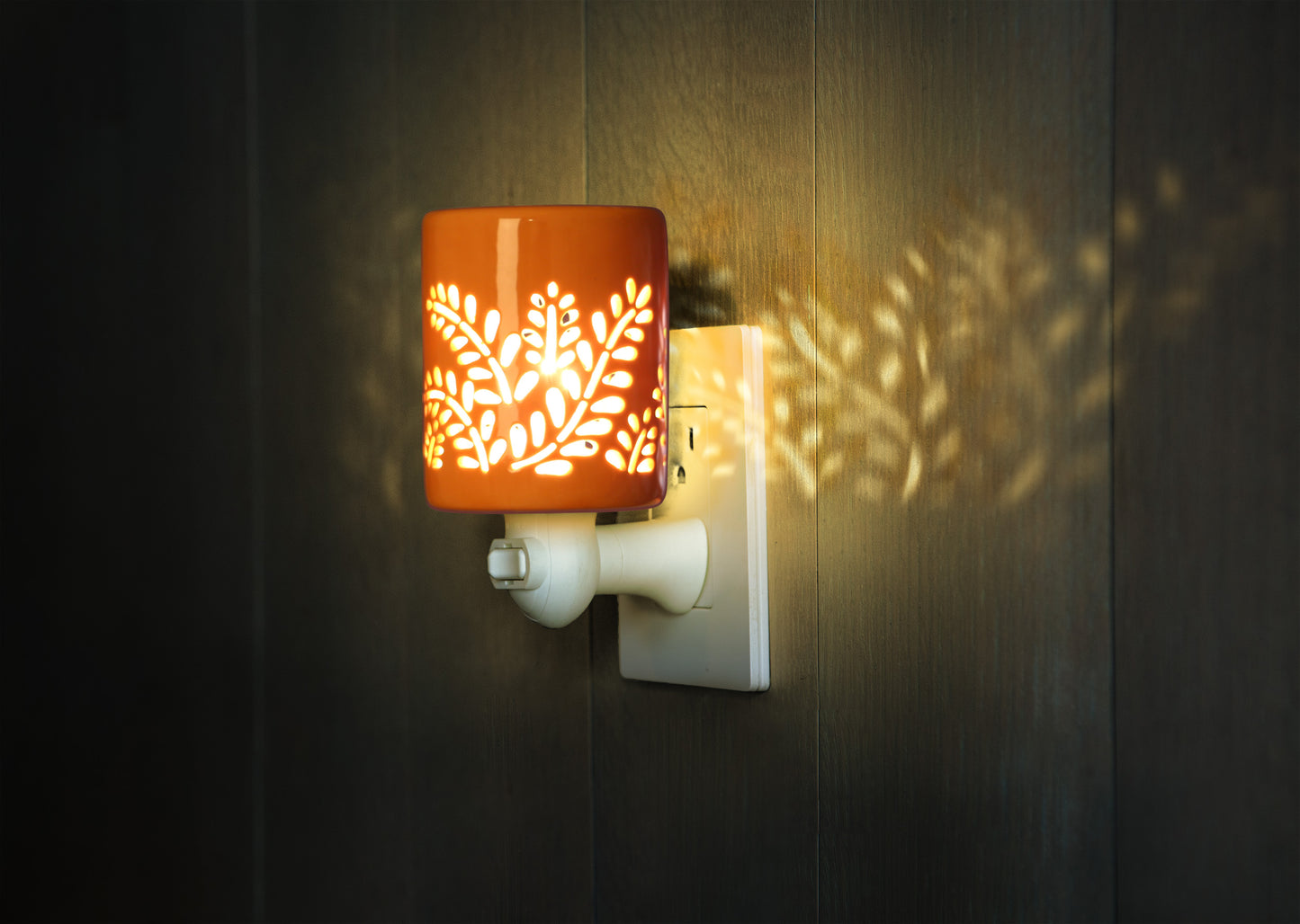 Terracota Plug-in Oil Warmer + 5mL Lavender Oil
