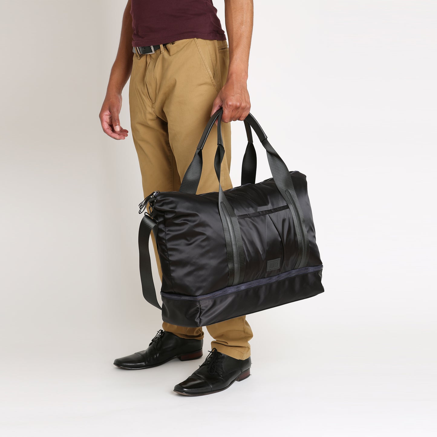 The Weekend Tote in black